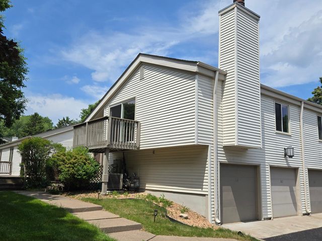 361 Elan Court, Woodbury, MN 55125