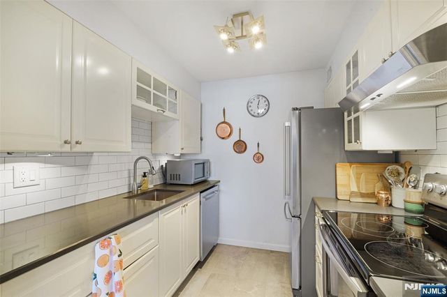 300 Main Street 413, Little Falls, NJ 07424