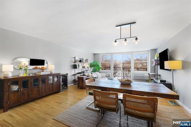 300 Main Street 413, Little Falls, NJ 07424