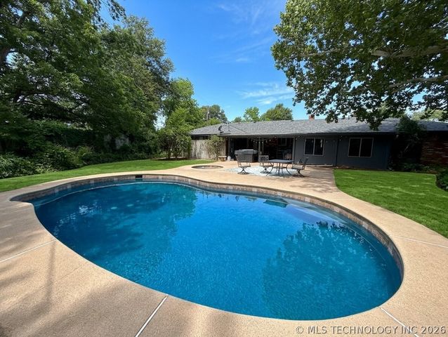 824 Virginia Lane, Ardmore, OK 73401