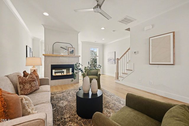 713 Peakland Place, Raleigh, NC 27604