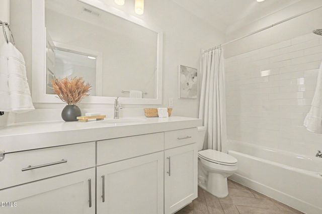 713 Peakland Place, Raleigh, NC 27604