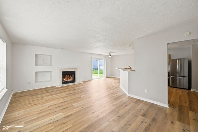 5658 Cheval, Indianapolis, IN 46235