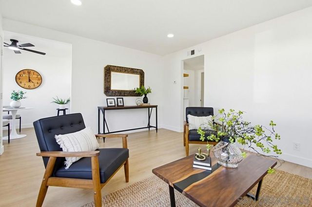 715 Sunflower St, Encinitas, CA 92024