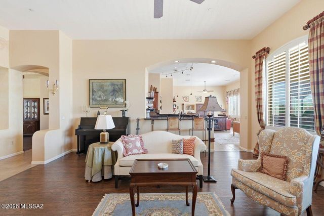 5885 W Clear Brook Lane, Marana, AZ 85658