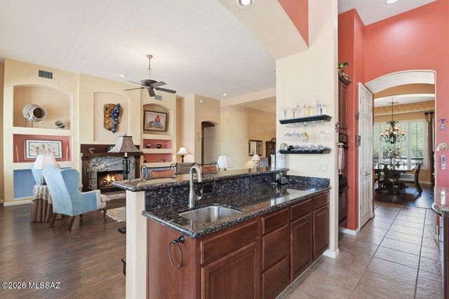 5885 W Clear Brook Lane, Marana, AZ 85658