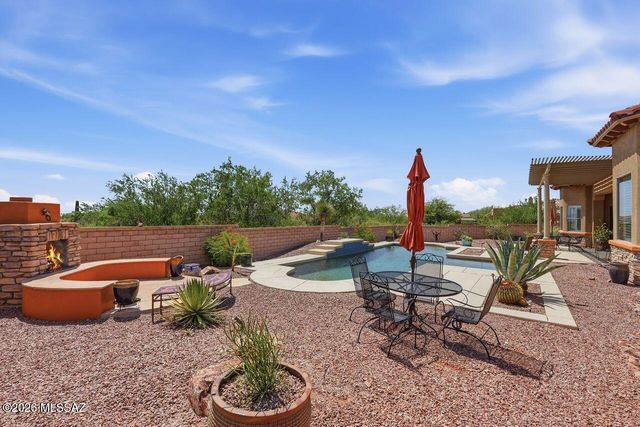 5885 W Clear Brook Lane, Marana, AZ 85658