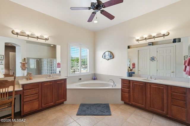 5885 W Clear Brook Lane, Marana, AZ 85658