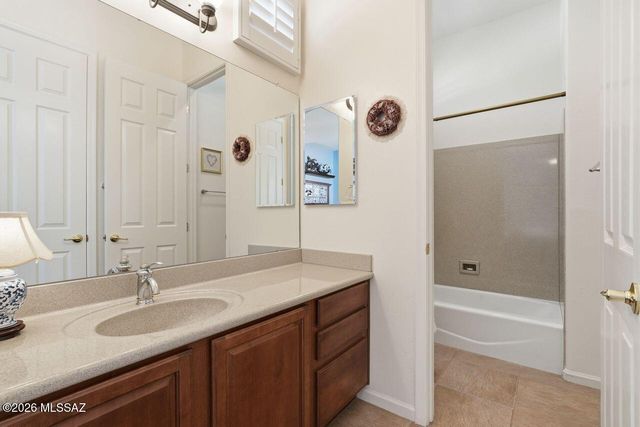 5885 W Clear Brook Lane, Marana, AZ 85658