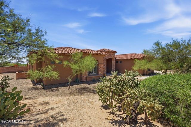 5885 W Clear Brook Lane, Marana, AZ 85658