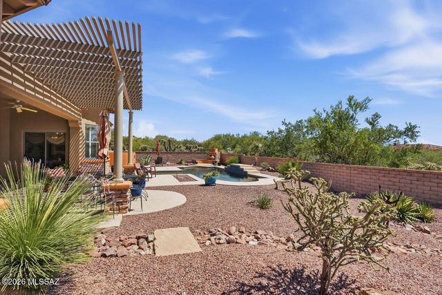 5885 W Clear Brook Lane, Marana, AZ 85658