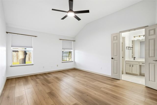 1020 Hannah Street, Burleson, TX 76028