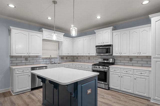 91 Lakeland Drive, Cabot, AR 72023