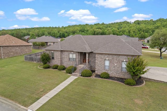 91 Lakeland Drive, Cabot, AR 72023