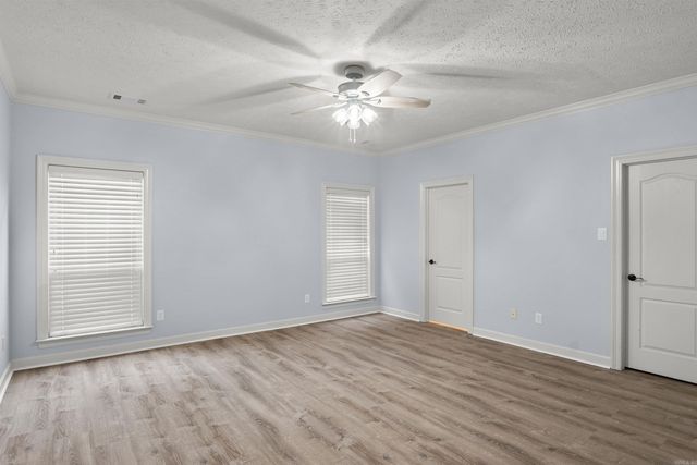 91 Lakeland Drive, Cabot, AR 72023