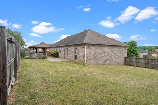 91 Lakeland Drive, Cabot, AR 72023
