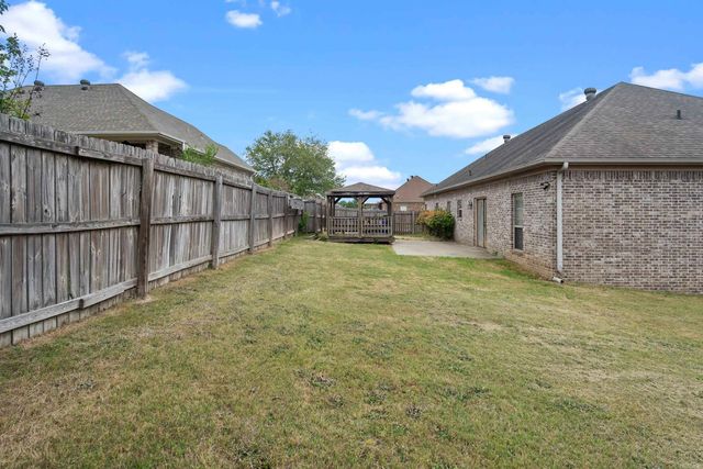 91 Lakeland Drive, Cabot, AR 72023