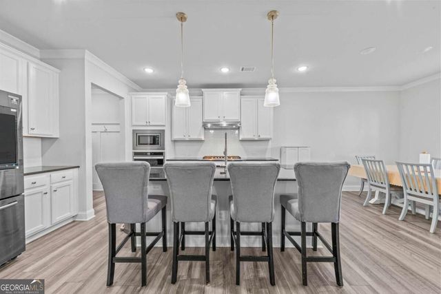 625 Fenwick Park Drive, Lawrenceville, GA 30045