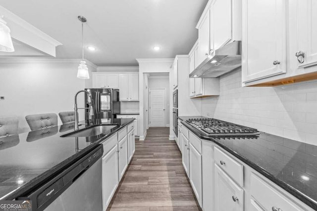 625 Fenwick Park Drive, Lawrenceville, GA 30045