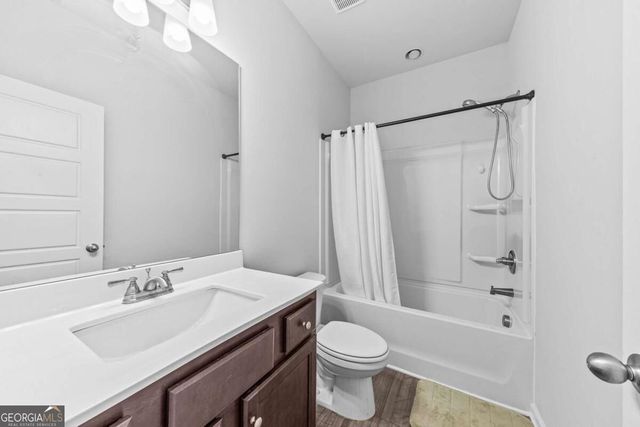 625 Fenwick Park Drive, Lawrenceville, GA 30045