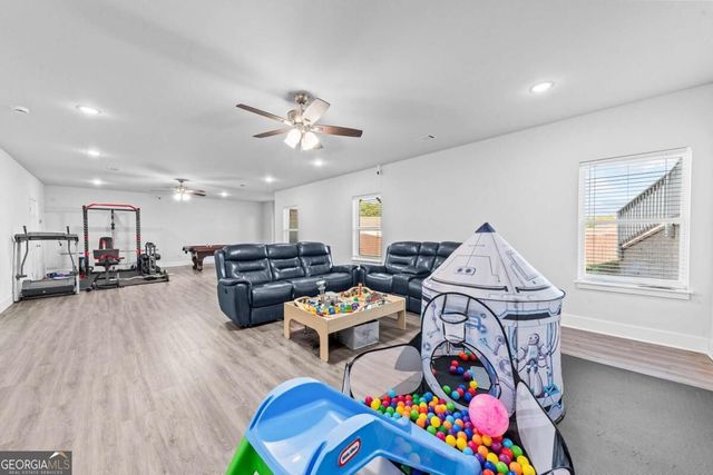 625 Fenwick Park Drive, Lawrenceville, GA 30045