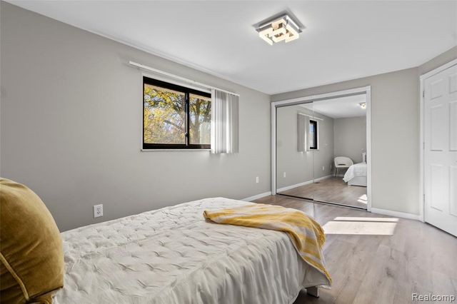 16136 Amore Street, Clinton Township, MI 48038