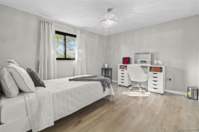 16136 Amore Street, Clinton Township, MI 48038