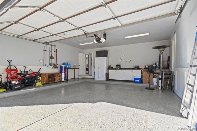 16136 Amore Street, Clinton Township, MI 48038