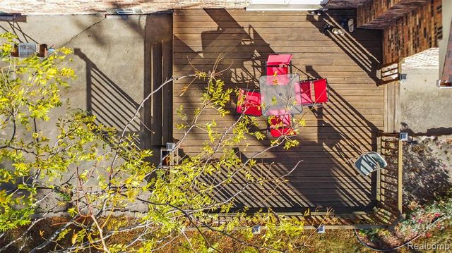 16136 Amore Street, Clinton Township, MI 48038