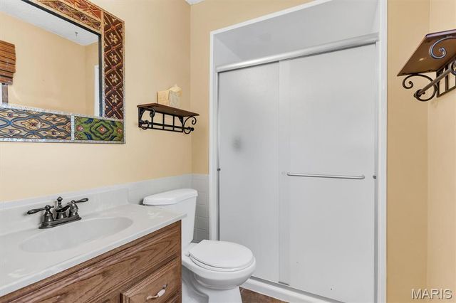 5728 Hidden Stone Drive, Oakville, MO 63129
