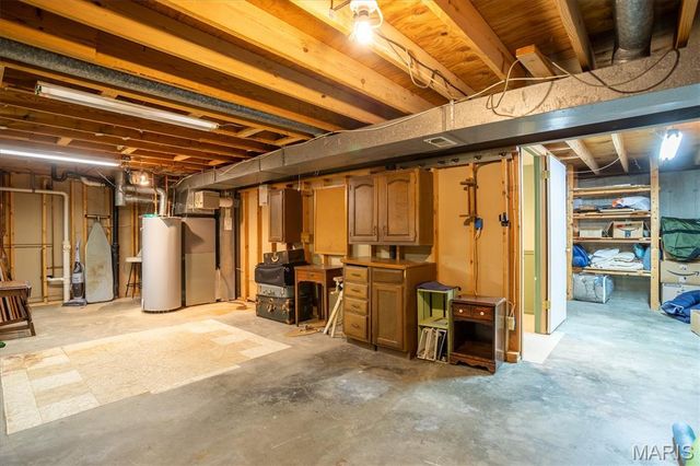 5728 Hidden Stone Drive, Oakville, MO 63129