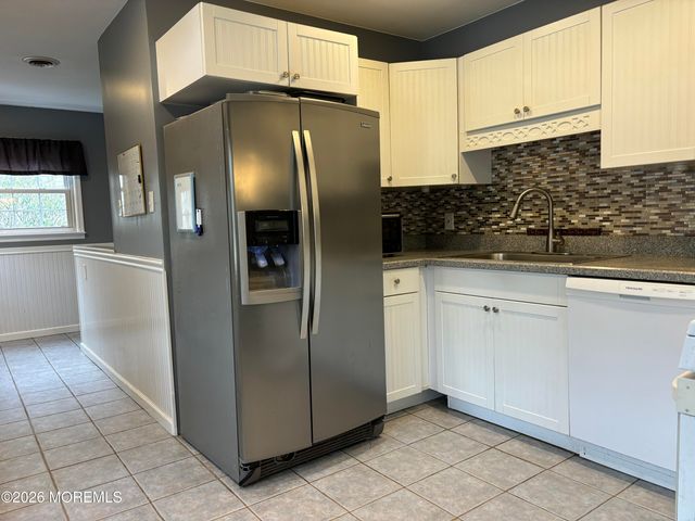 1029 Beach Lane, Stafford, NJ 08050