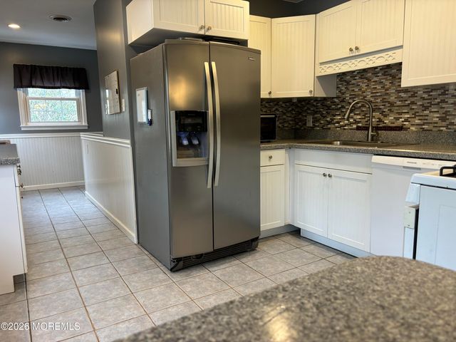 1029 Beach Lane, Stafford, NJ 08050