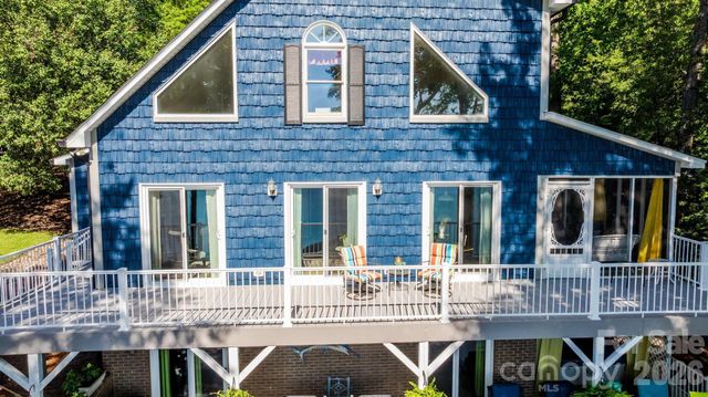 8470 Marina Lane, Catawba, NC 28609