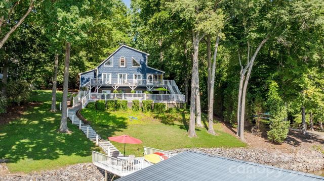 8470 Marina Lane, Catawba, NC 28609