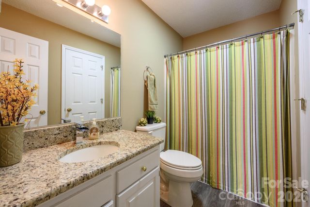 8470 Marina Lane, Catawba, NC 28609