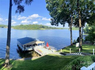 8470 Marina Lane, Catawba, NC 28609
