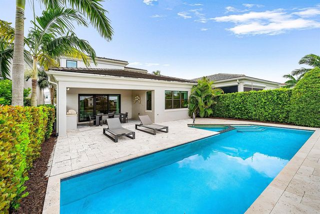 13689 Artisan Circle, Palm Beach Gardens, FL 33418