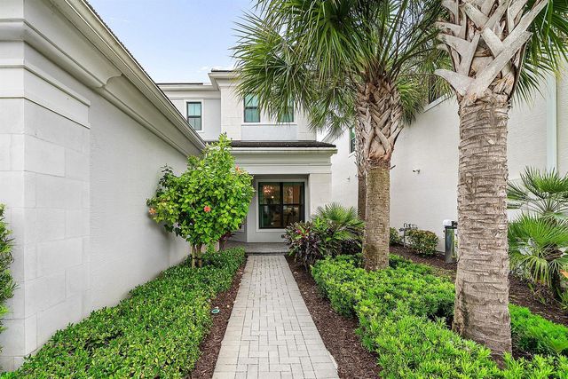 13689 Artisan Circle, Palm Beach Gardens, FL 33418