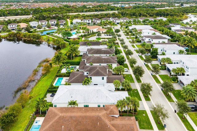 13689 Artisan Circle, Palm Beach Gardens, FL 33418
