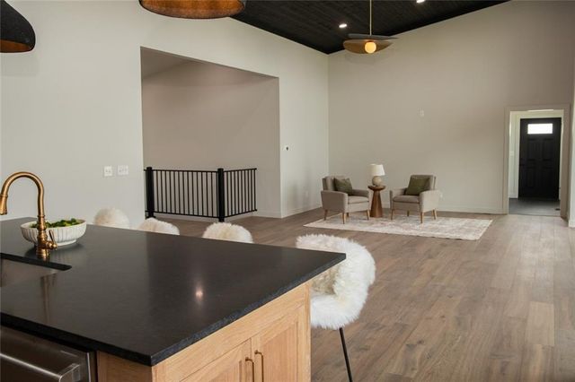 778 Lake Viking Terrace, Altamont, MO 64620