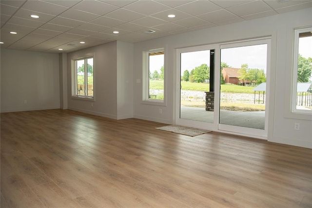 778 Lake Viking Terrace, Altamont, MO 64620