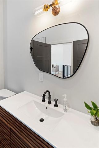 778 Lake Viking Terrace, Altamont, MO 64620