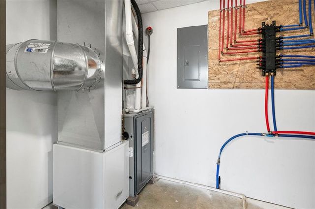 778 Lake Viking Terrace, Altamont, MO 64620