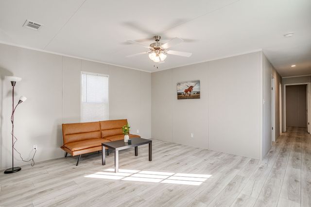 6303 N Oklahoma Trail, Granbury, TX 76048