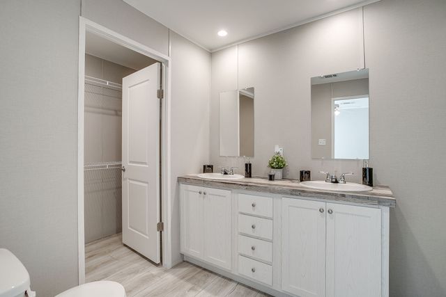 6303 N Oklahoma Trail, Granbury, TX 76048