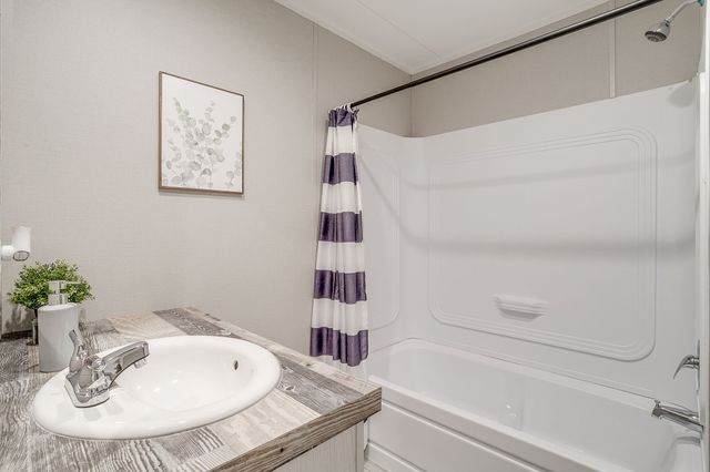 6303 N Oklahoma Trail, Granbury, TX 76048