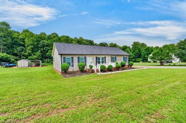1018 Carson James Drive, Boonville, NC 27011