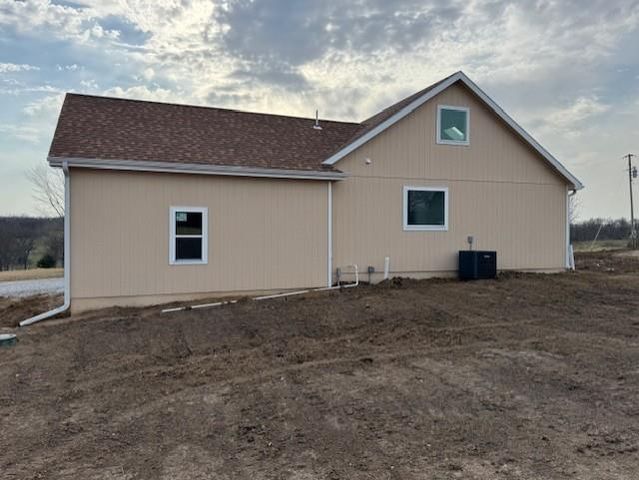 1881 Lake Viking Terrace, Gallatin, MO 64640