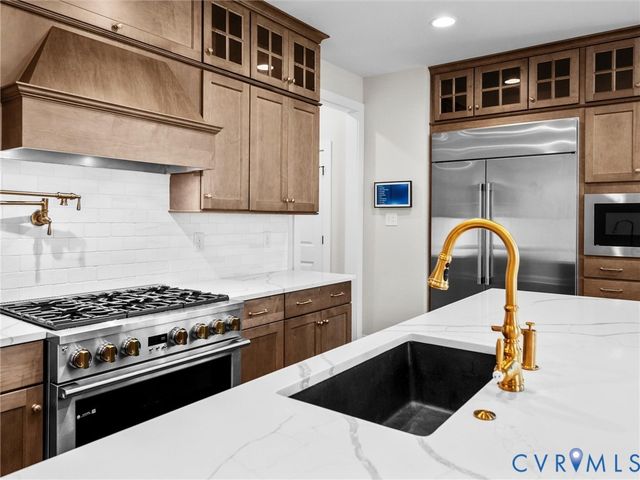 15806 Maclear Dr, Midlothian, VA 23112